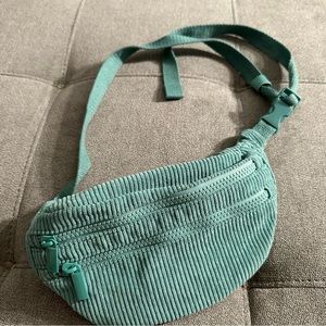 WILD FABLE FANNY PACK